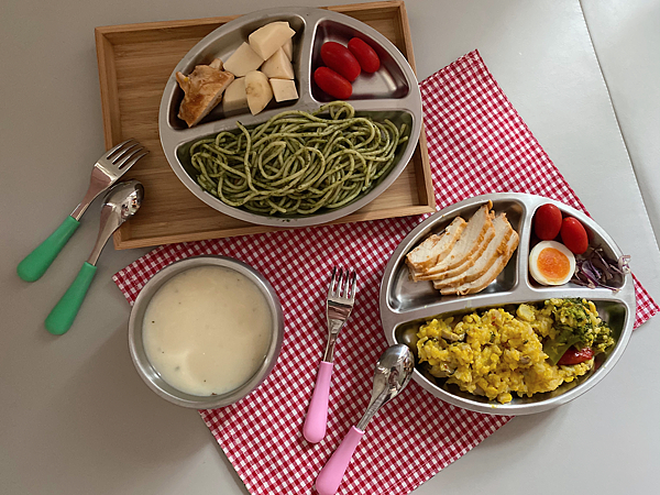 Avanchy Stainless Steel Suction Toddler Plate