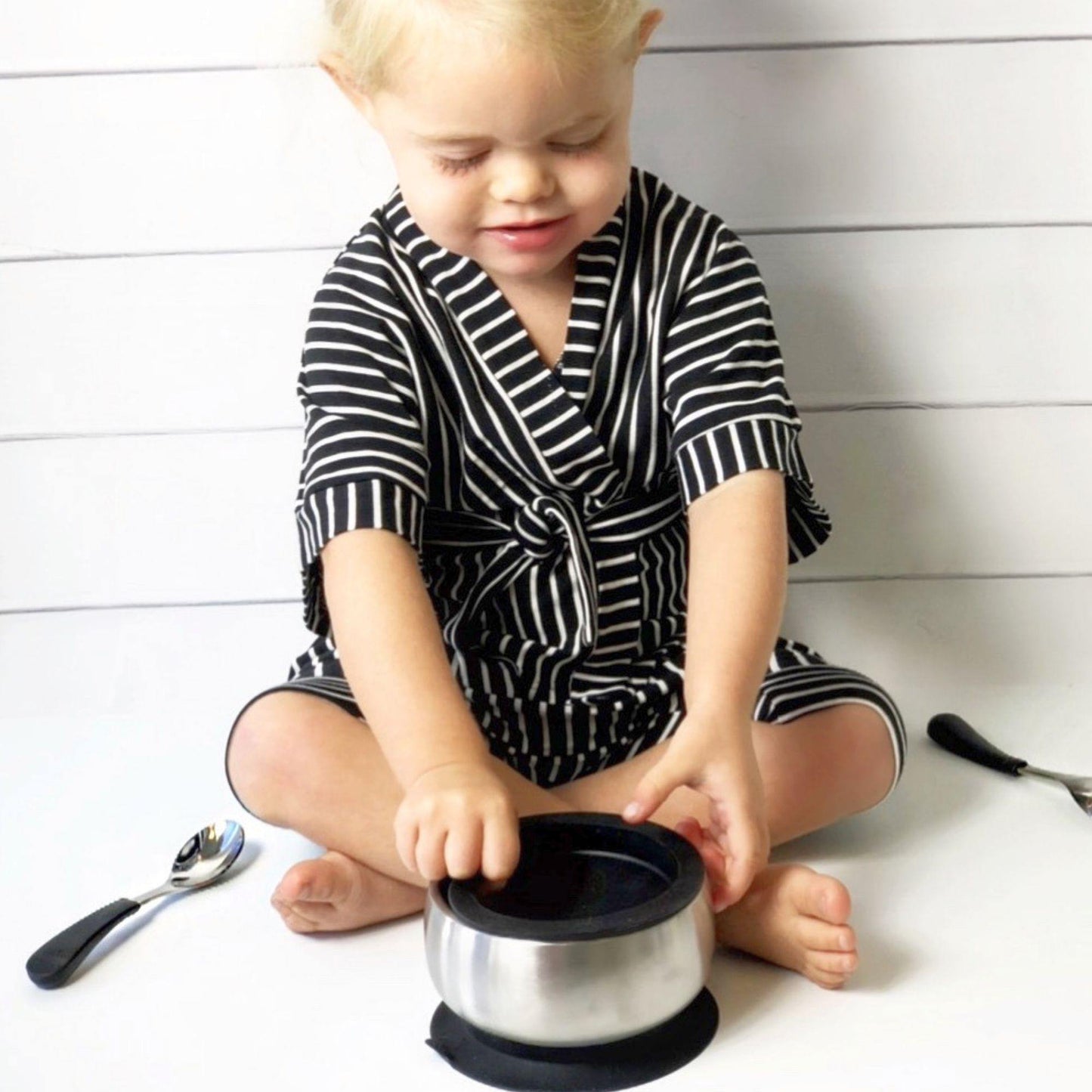 (現貨)Avanchy Stainless Steel Baby Bowl with Spoon Combo + Air Tight Lid