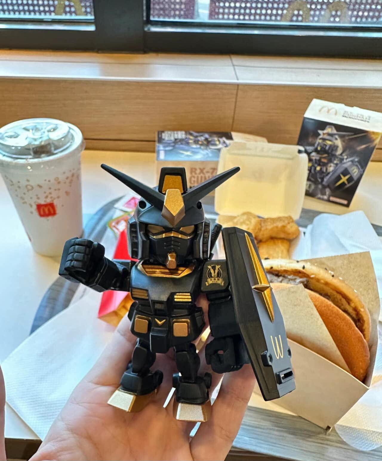 (現貨)中國麥當勞限定 McDonald’s x 聯名鋼彈 RX-78-2 鋼彈模型